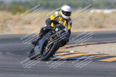 media/Nov-06-2023-Moto Forza (Mon) [[ce023d0744]]/4-Beginner Group/Session 3 (Turn 16)/